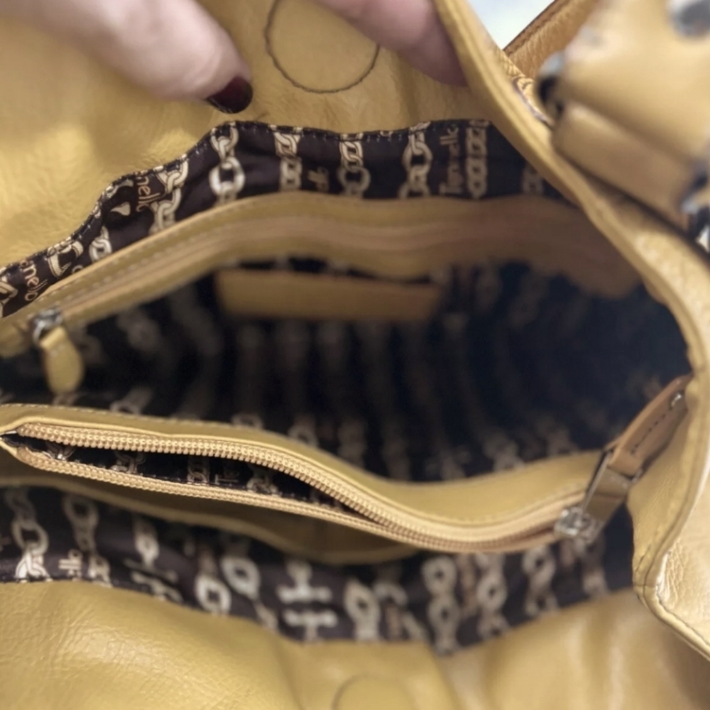 Tan Leather Tote Bag - Picture 4 of 4